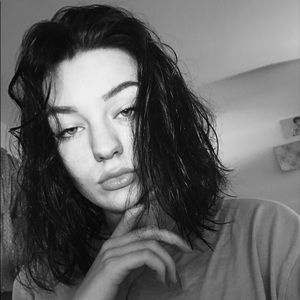 Meet your Posher, Brenna